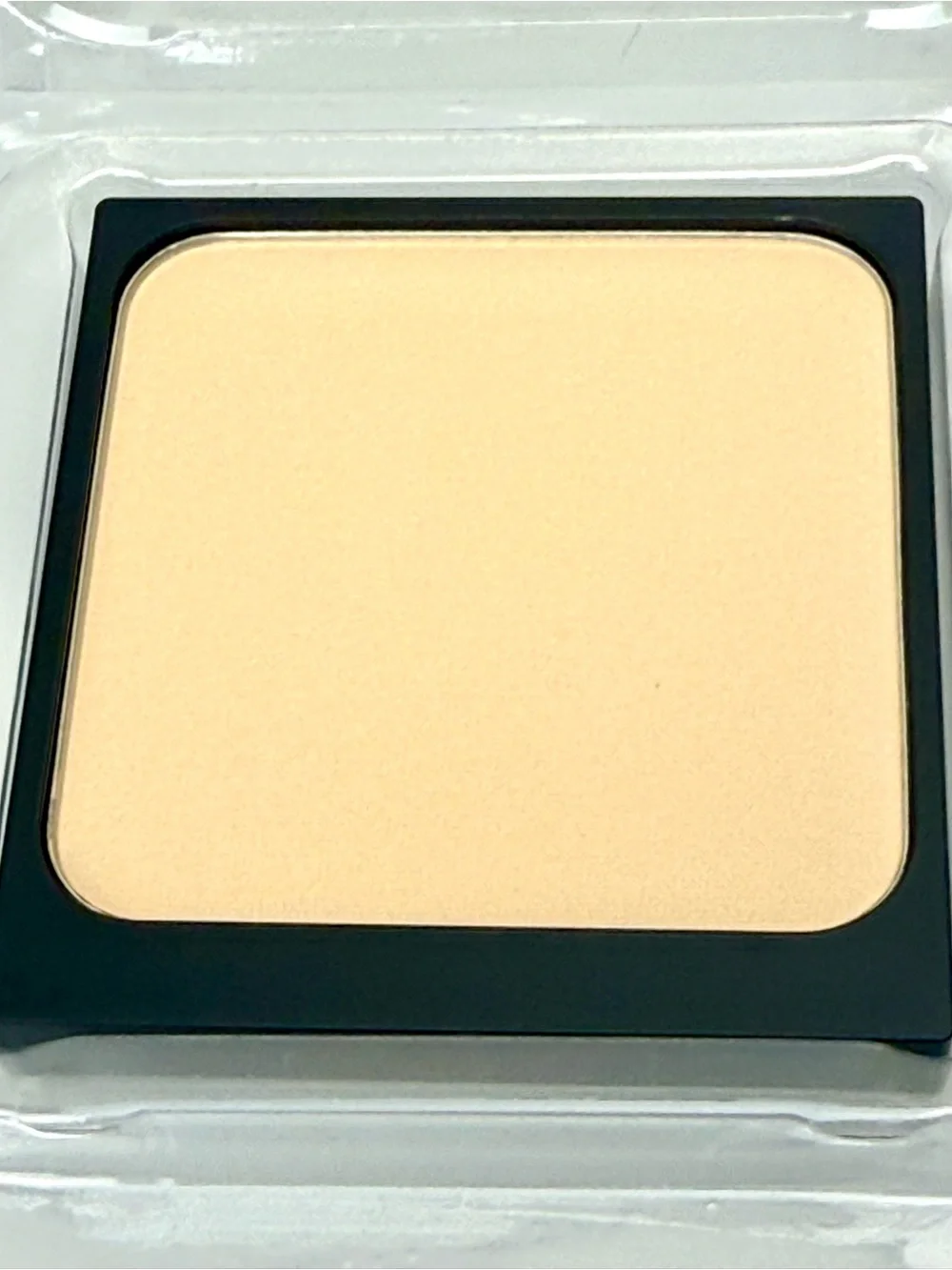 Laura Mercier • Translucent Pressed Setting Powder